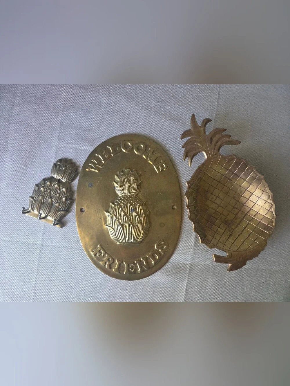 Vintage Brass MCM Pineapple Set Wall Plaque Trinket Tray Key Holder